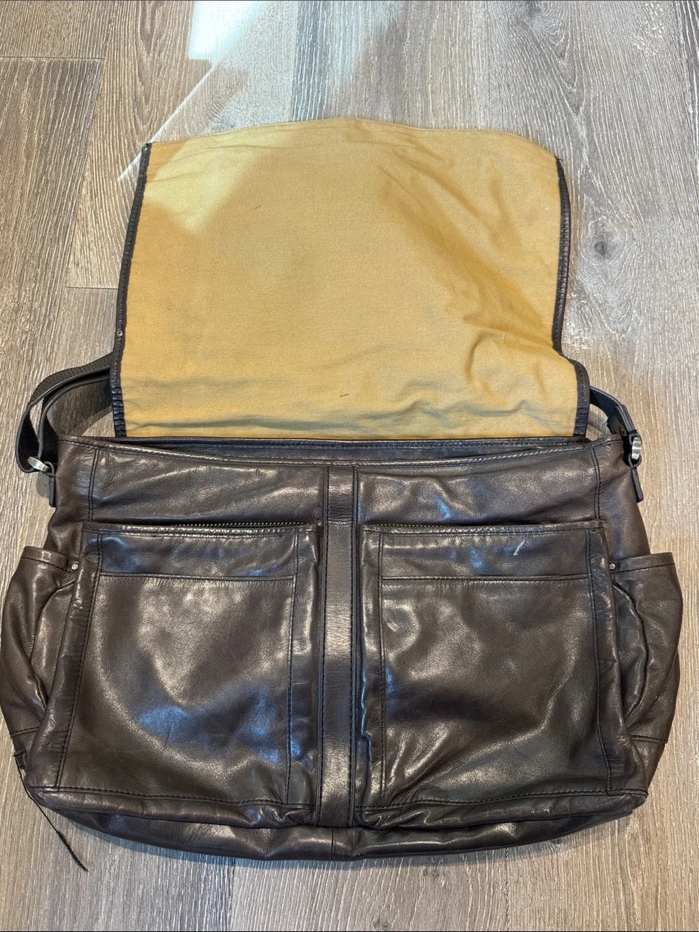 Vintage Andrew Marc Brown Leather Messenger Bag with Adjustable Strap